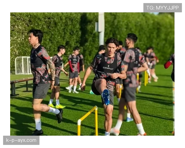 帕雷德斯国家队担纲关键角色，助球队备战国际赛表现抢眼